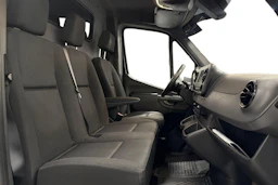 musta Mercedes-Benz Sprinter 2021 kuva 11.