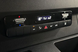 musta Mercedes-Benz Sprinter 2021 kuva 22.