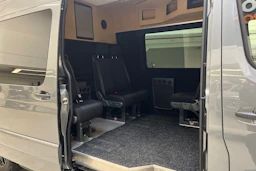 harmaa Mercedes-Benz Sprinter 2021 kuva 13.