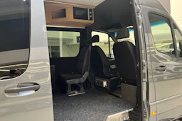 harmaa Mercedes-Benz Sprinter 2021 kuva 15.