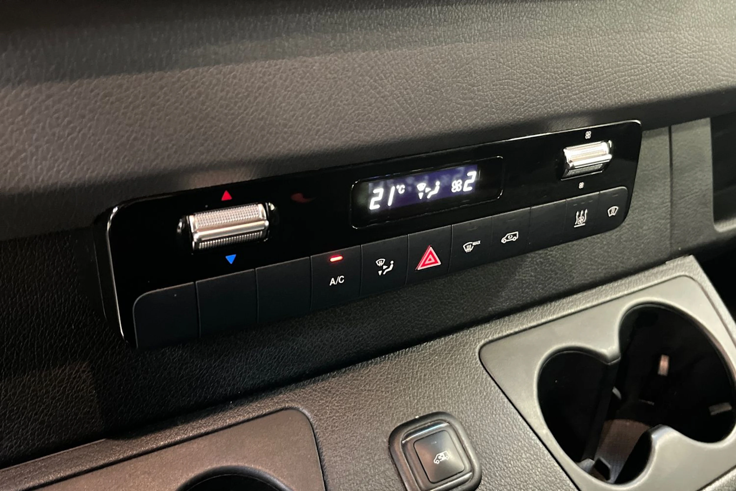 harmaa Mercedes-Benz Sprinter 2021 kuva 19.