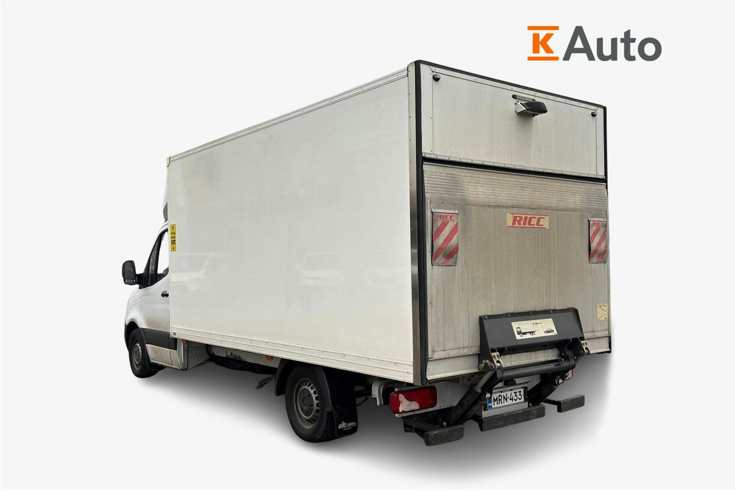 valkoinen Mercedes-Benz Sprinter 2021 kuva 3.