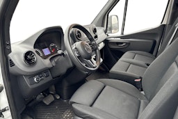 valkoinen Mercedes-Benz Sprinter 2021 kuva 4.
