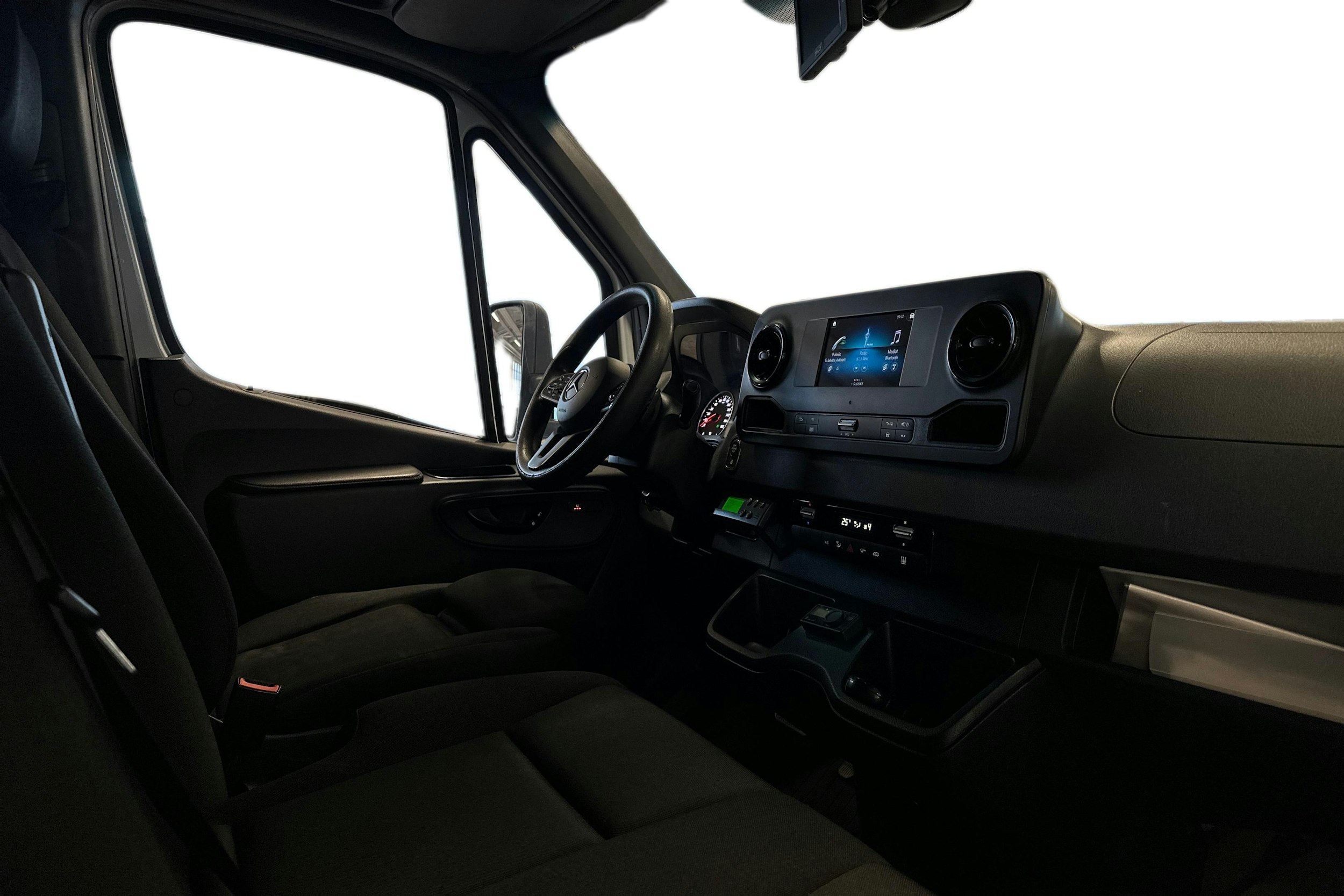 valkoinen Mercedes-Benz Sprinter 2021 kuva 9.