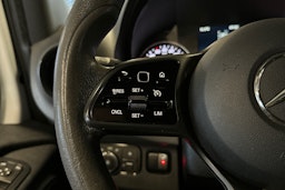 valkoinen Mercedes-Benz Sprinter 2021 kuva 12.