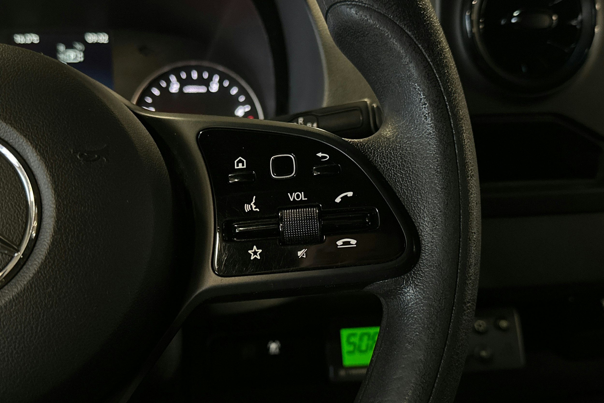 valkoinen Mercedes-Benz Sprinter 2021 kuva 14.