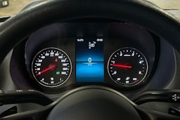 valkoinen Mercedes-Benz Sprinter 2021 kuva 15.