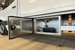 valkoinen Mercedes-Benz Sprinter 2021 kuva 22.