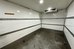 valkoinen Mercedes-Benz Sprinter 2021 kuva 26.