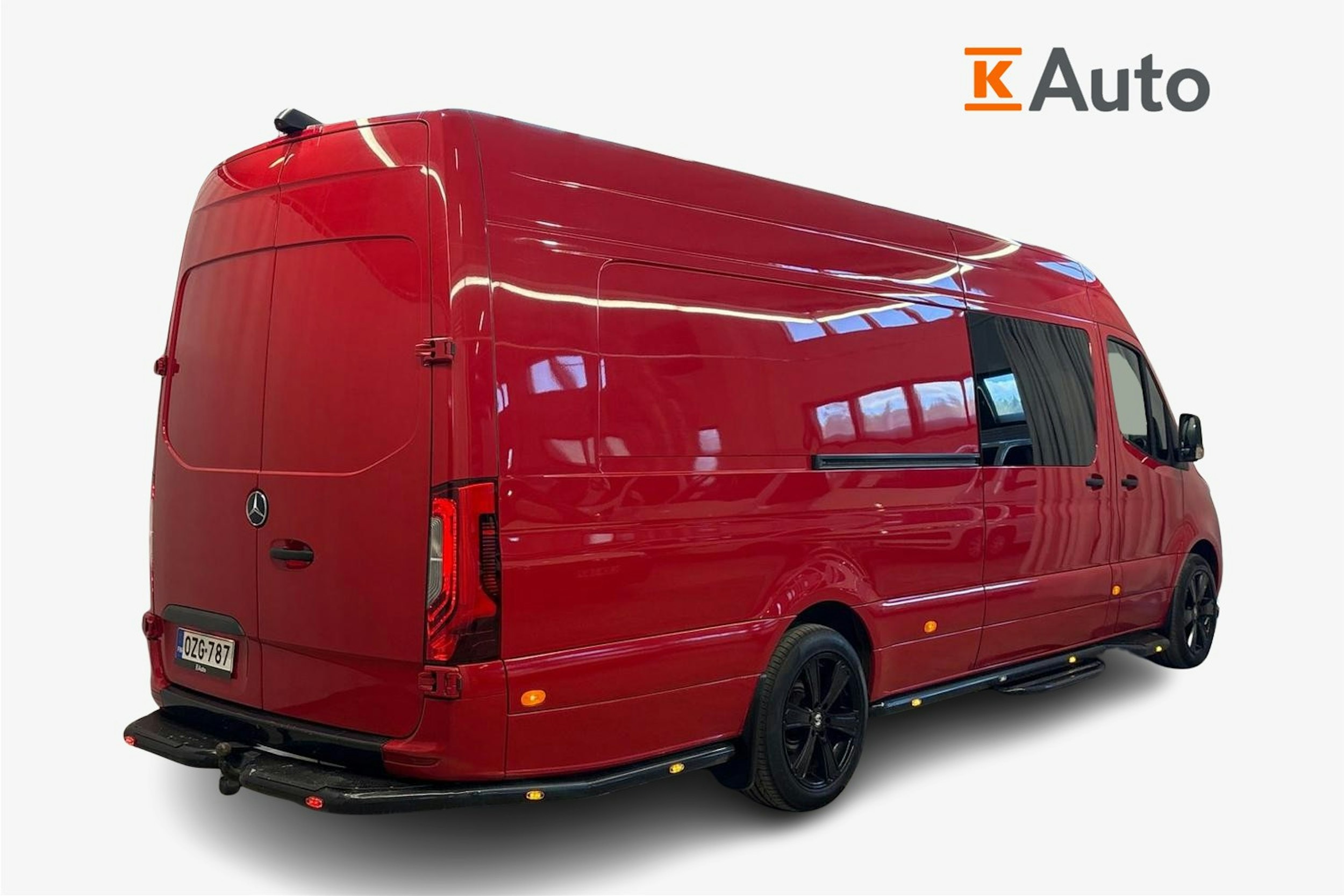 punainen Mercedes-Benz Sprinter 2021 kuva 2.