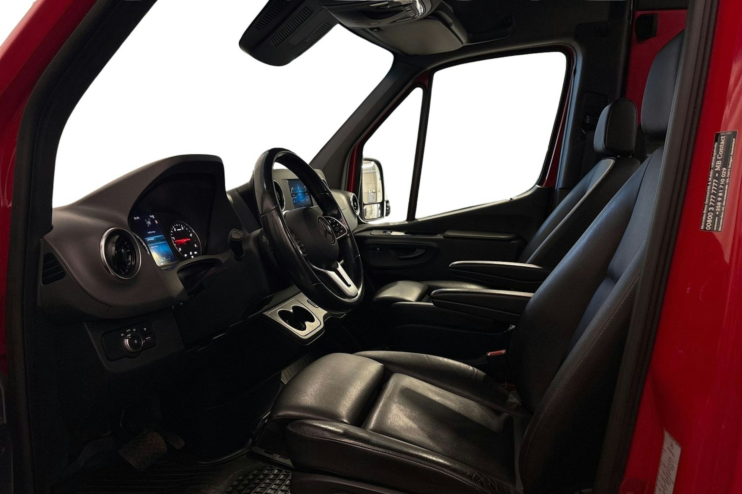 punainen Mercedes-Benz Sprinter 2021 kuva 6.
