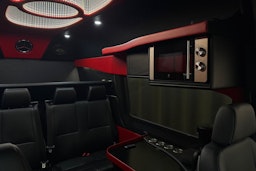 punainen Mercedes-Benz Sprinter 2021 kuva 16.