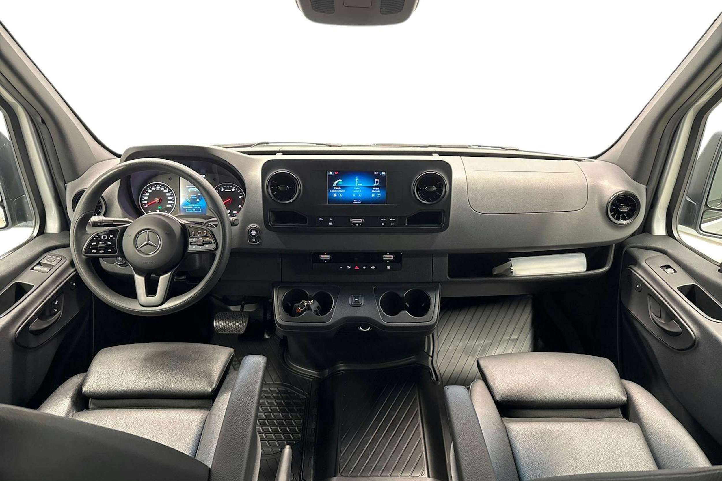hopea Mercedes-Benz Sprinter 2021 kuva 46.
