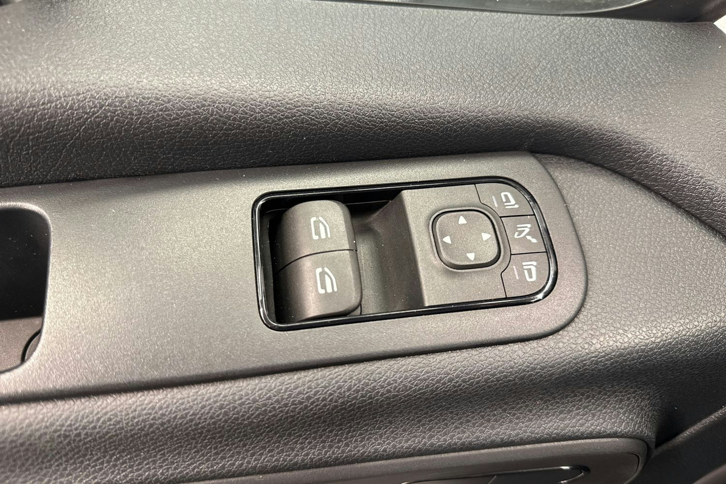 hopea Mercedes-Benz Sprinter 2021 kuva 56.