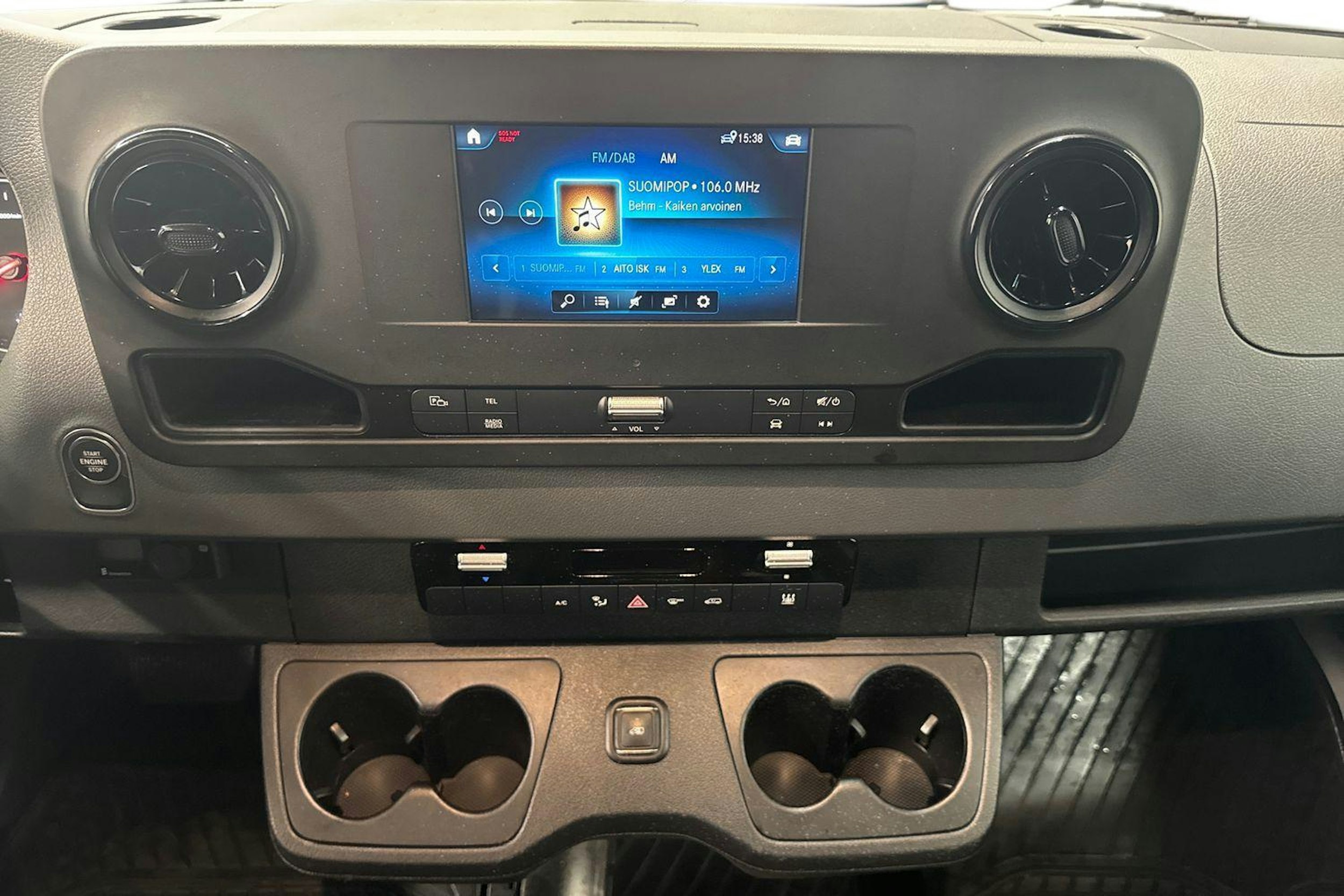 sininen Mercedes-Benz Sprinter 2021 kuva 11.