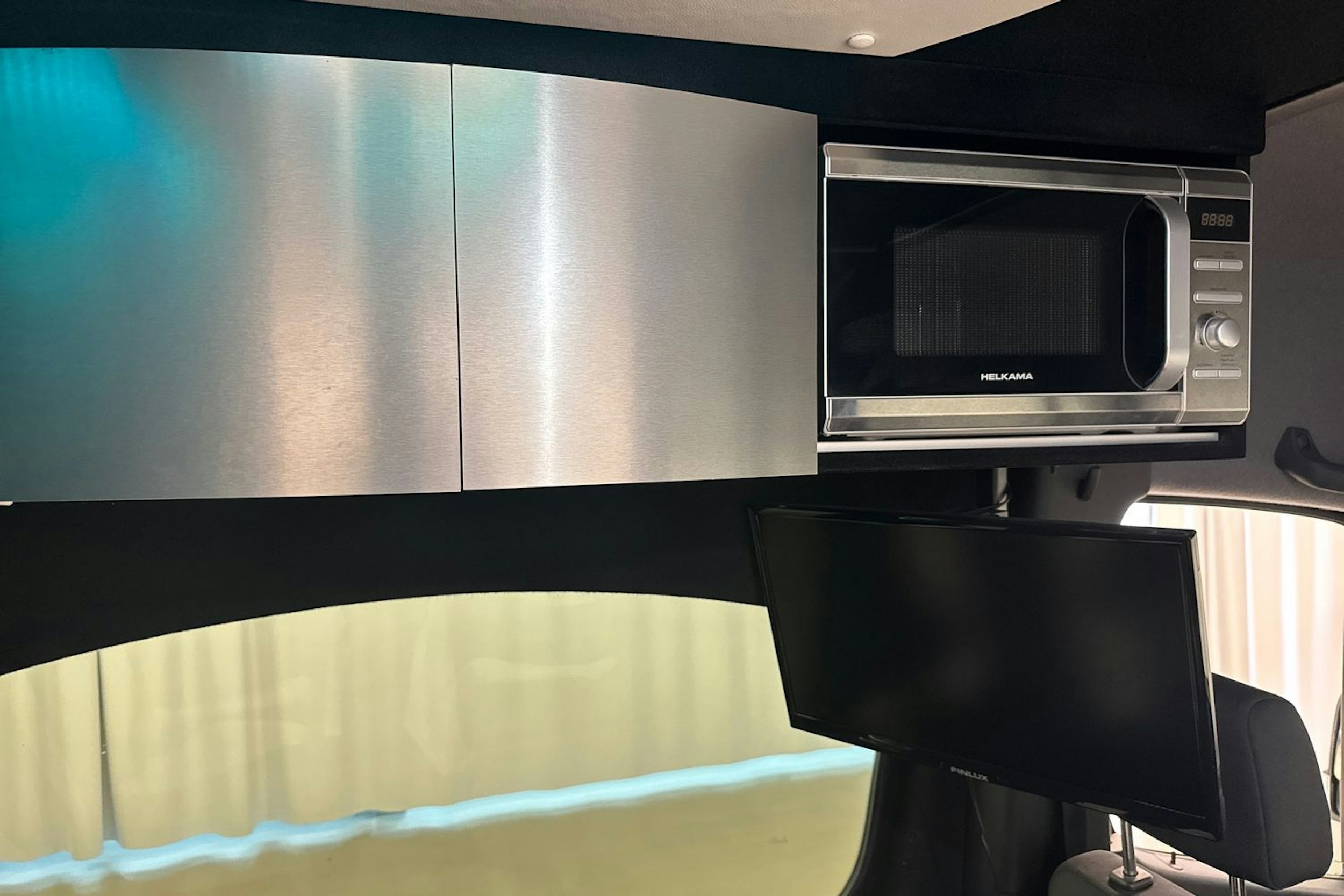 sininen Mercedes-Benz Sprinter 2021 kuva 15.