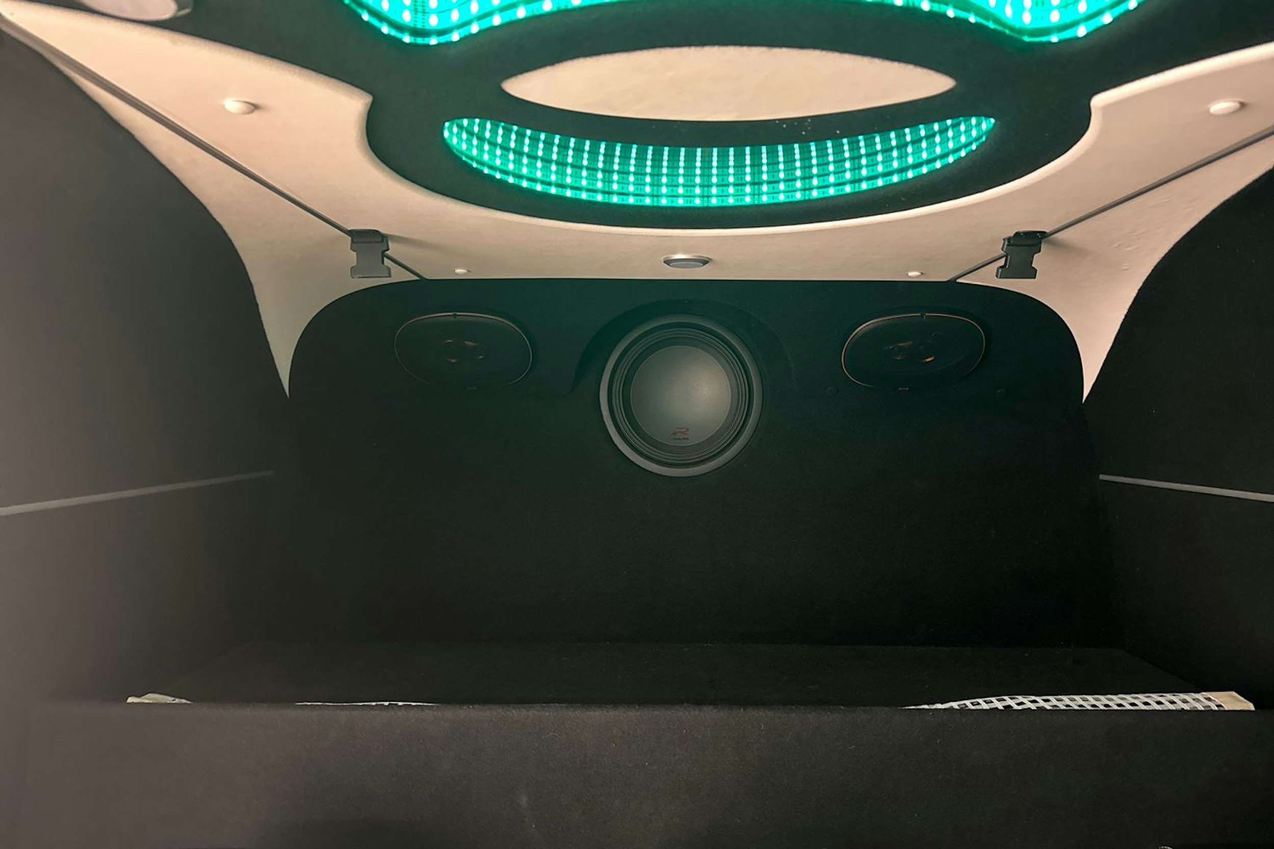 sininen Mercedes-Benz Sprinter 2021 kuva 16.