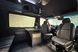 Musta Mercedes-Benz SPRINTER 2021 kuva 23.