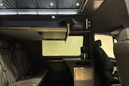 Musta Mercedes-Benz SPRINTER 2021 kuva 30.