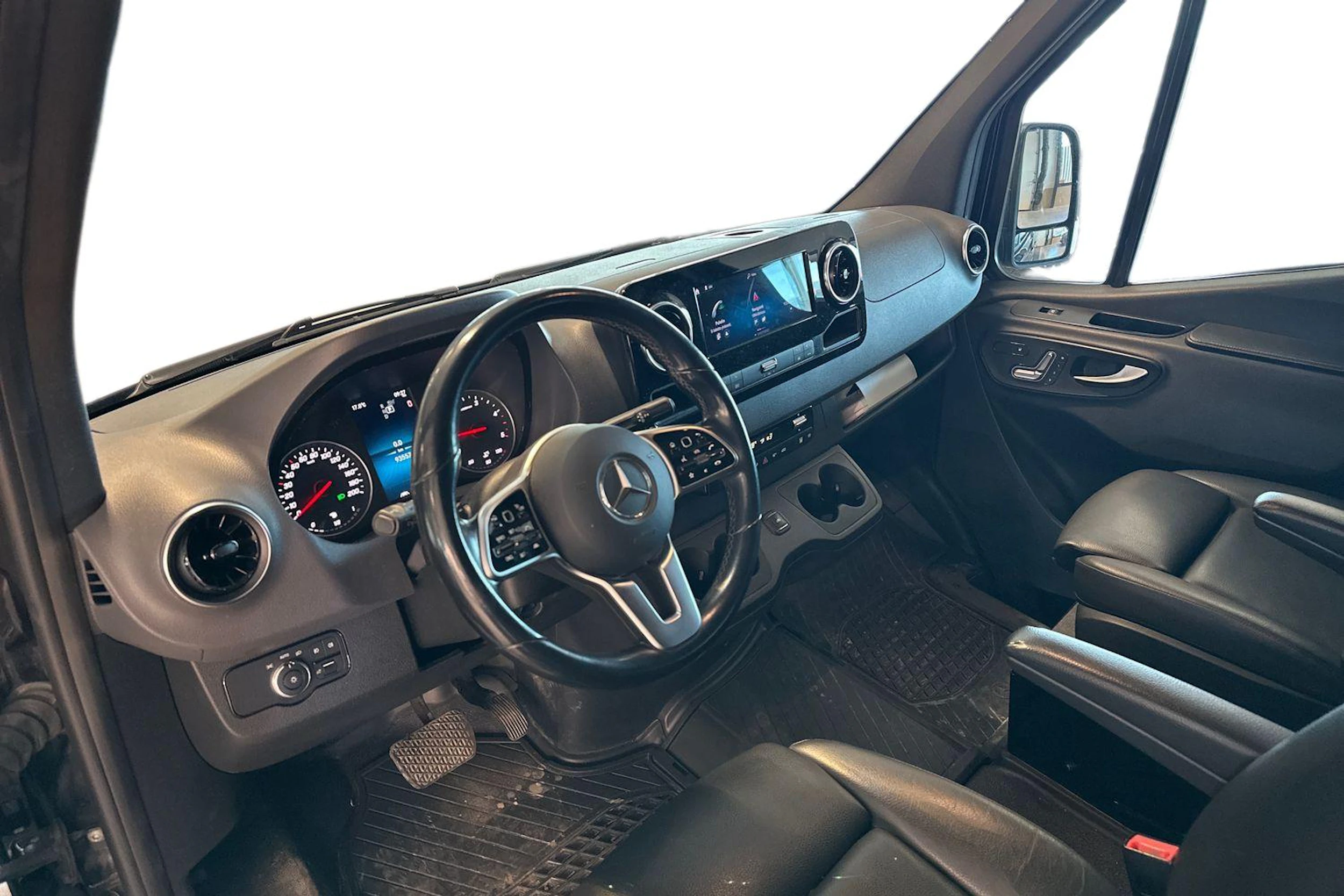musta Mercedes-Benz Sprinter 2021 kuva 3.