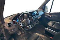 musta Mercedes-Benz Sprinter 2021 kuva 3.
