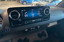 musta Mercedes-Benz Sprinter 2021 kuva 5.
