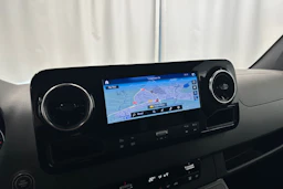 musta Mercedes-Benz Sprinter 2021 kuva 17.