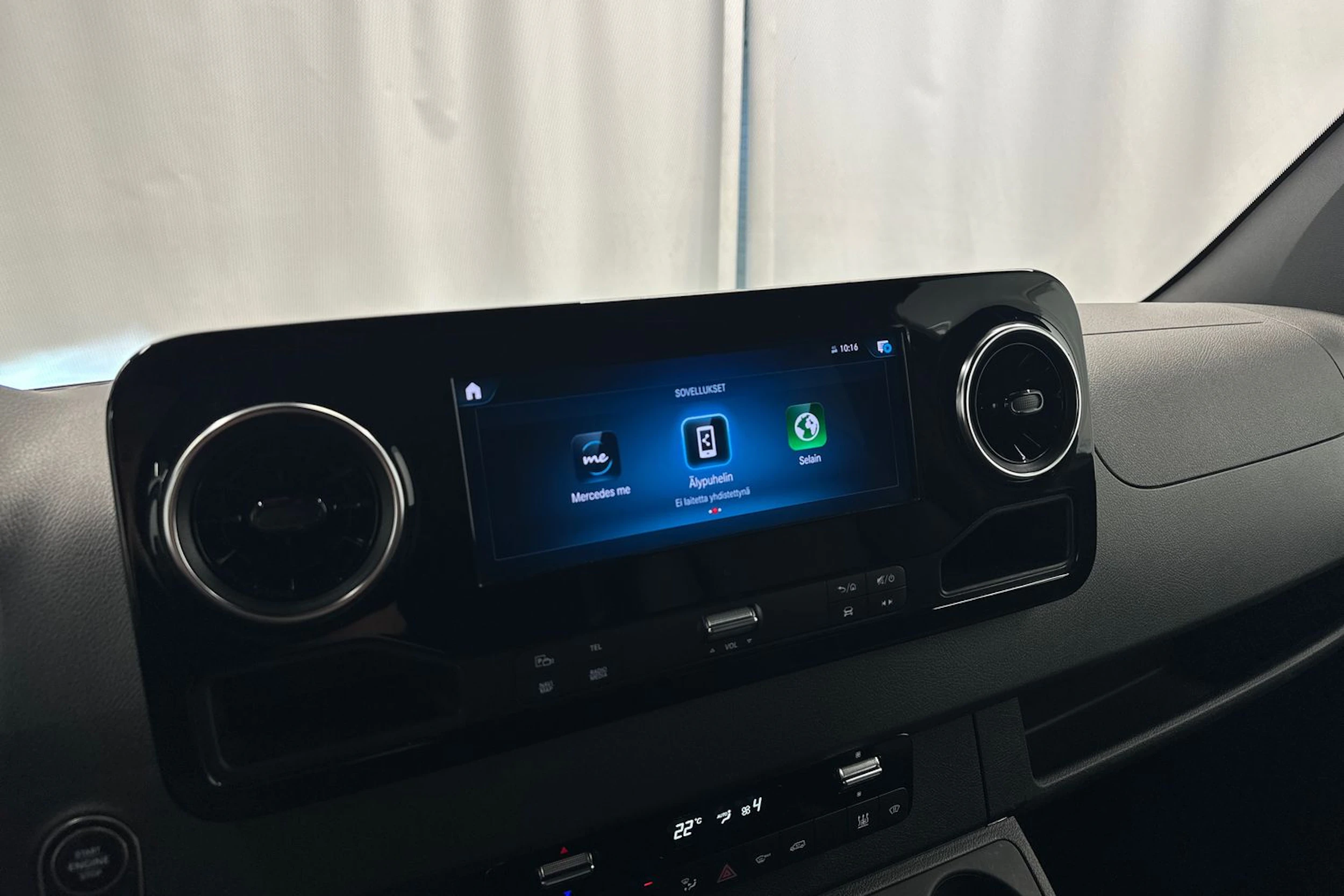 musta Mercedes-Benz Sprinter 2021 kuva 19.