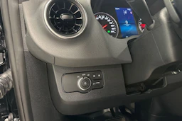 musta Mercedes-Benz Sprinter 2021 kuva 25.