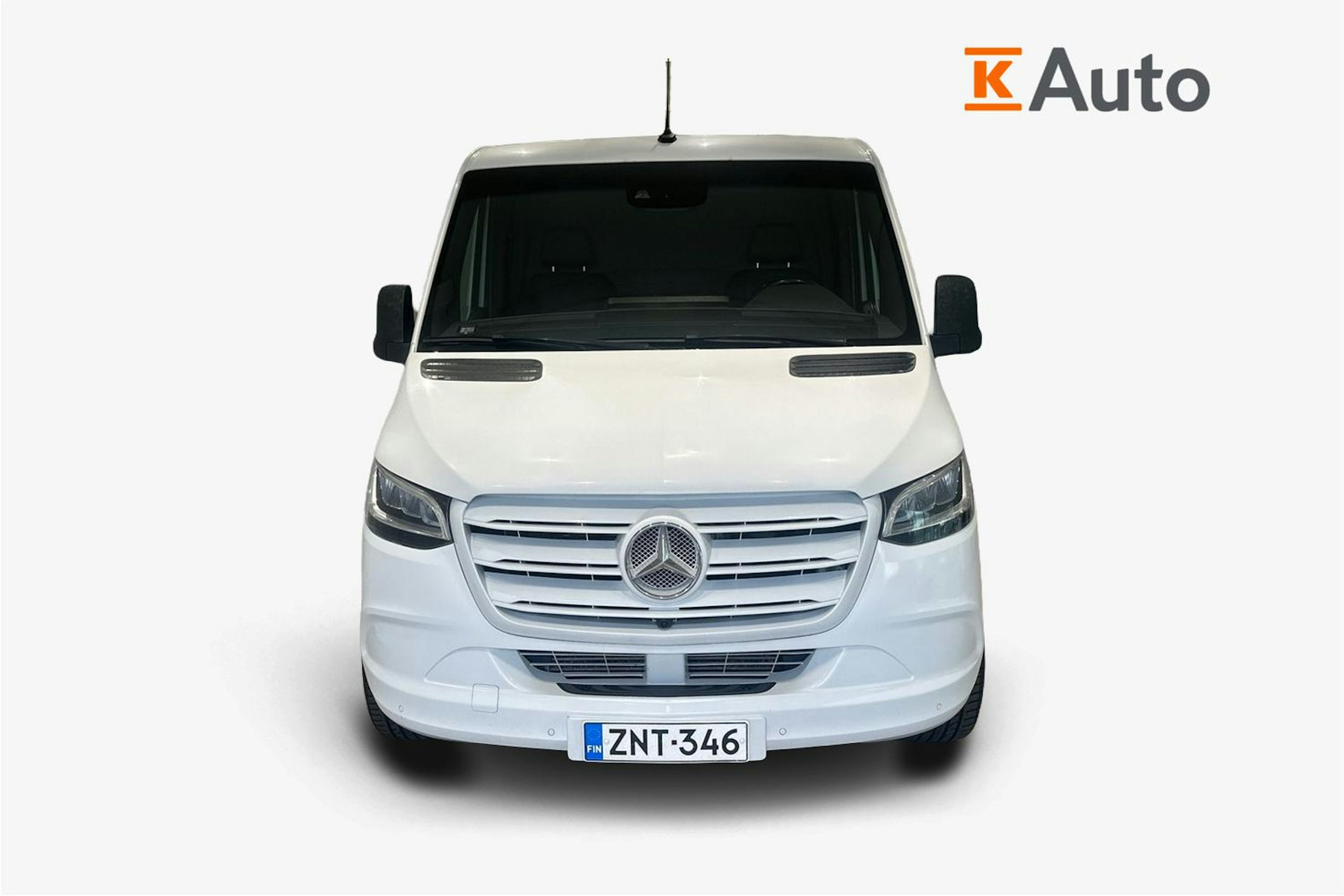 valkoinen Mercedes-Benz Sprinter 2021 kuva 4.