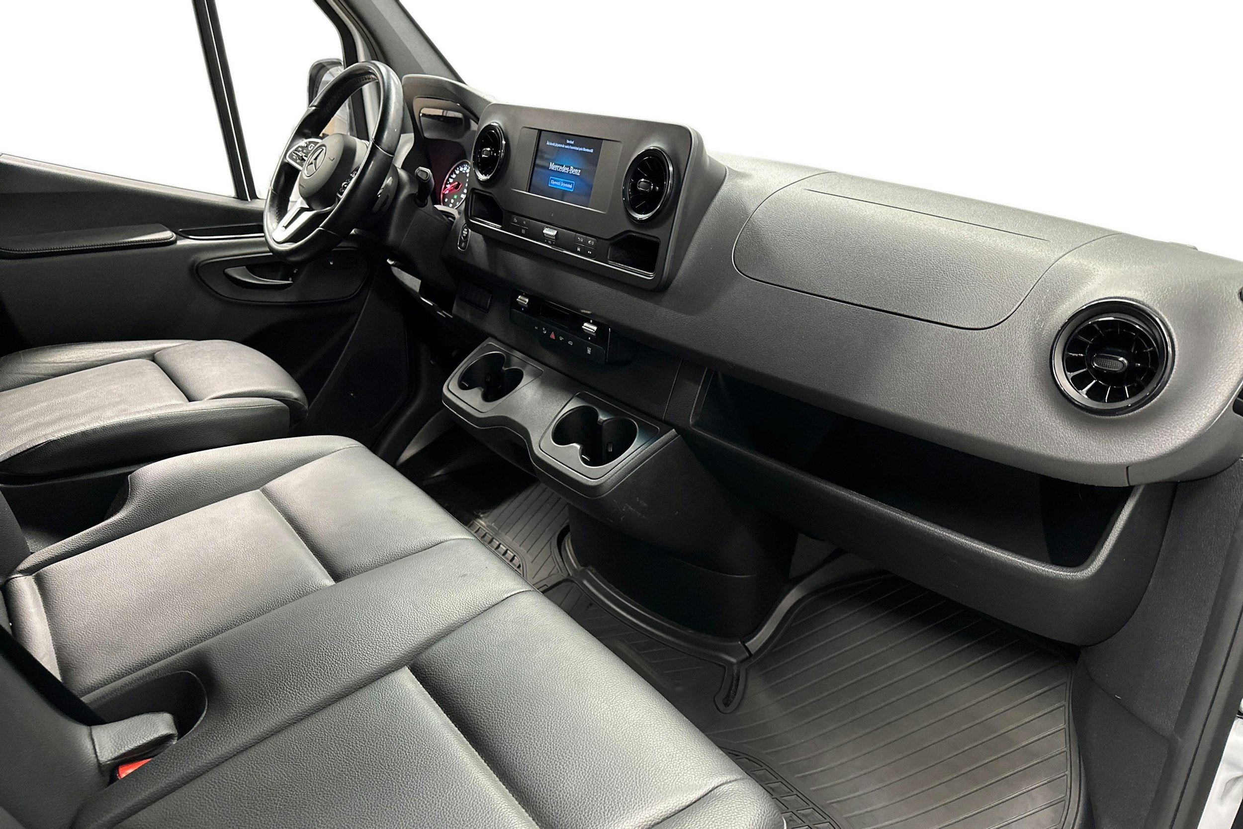 valkoinen Mercedes-Benz Sprinter 2022 kuva 6.