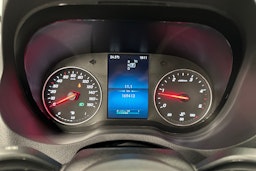 valkoinen Mercedes-Benz Sprinter 2022 kuva 12.