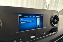 valkoinen Mercedes-Benz Sprinter 2022 kuva 15.
