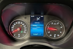 valkoinen Mercedes-Benz Sprinter 2022 kuva 17.