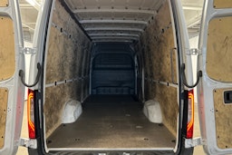 valkoinen Mercedes-Benz Sprinter 2022 kuva 21.