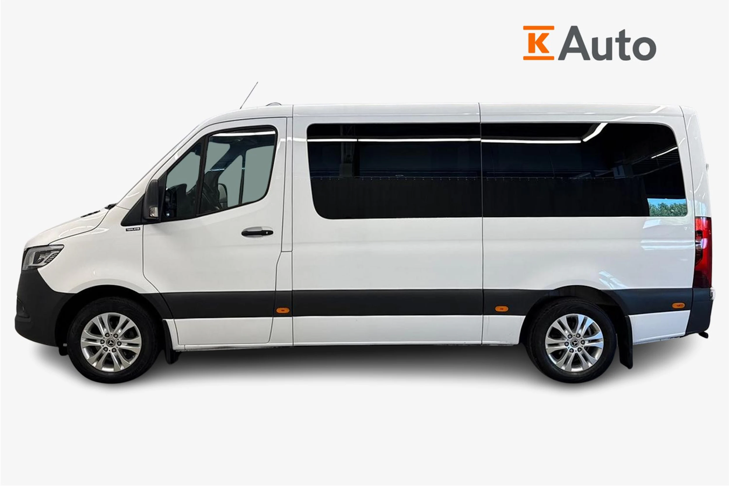 valkoinen Mercedes-Benz Sprinter 2022 kuva 7.