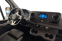 valkoinen Mercedes-Benz Sprinter 2022 kuva 11.