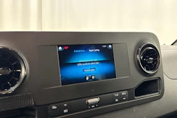 valkoinen Mercedes-Benz Sprinter 2022 kuva 20.