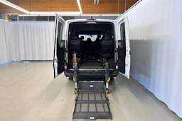 valkoinen Mercedes-Benz Sprinter 2022 kuva 29.
