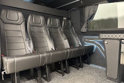 musta Mercedes-Benz Sprinter 2022 kuva 11.