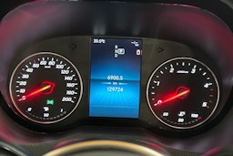 musta Mercedes-Benz Sprinter 2022 kuva 18.