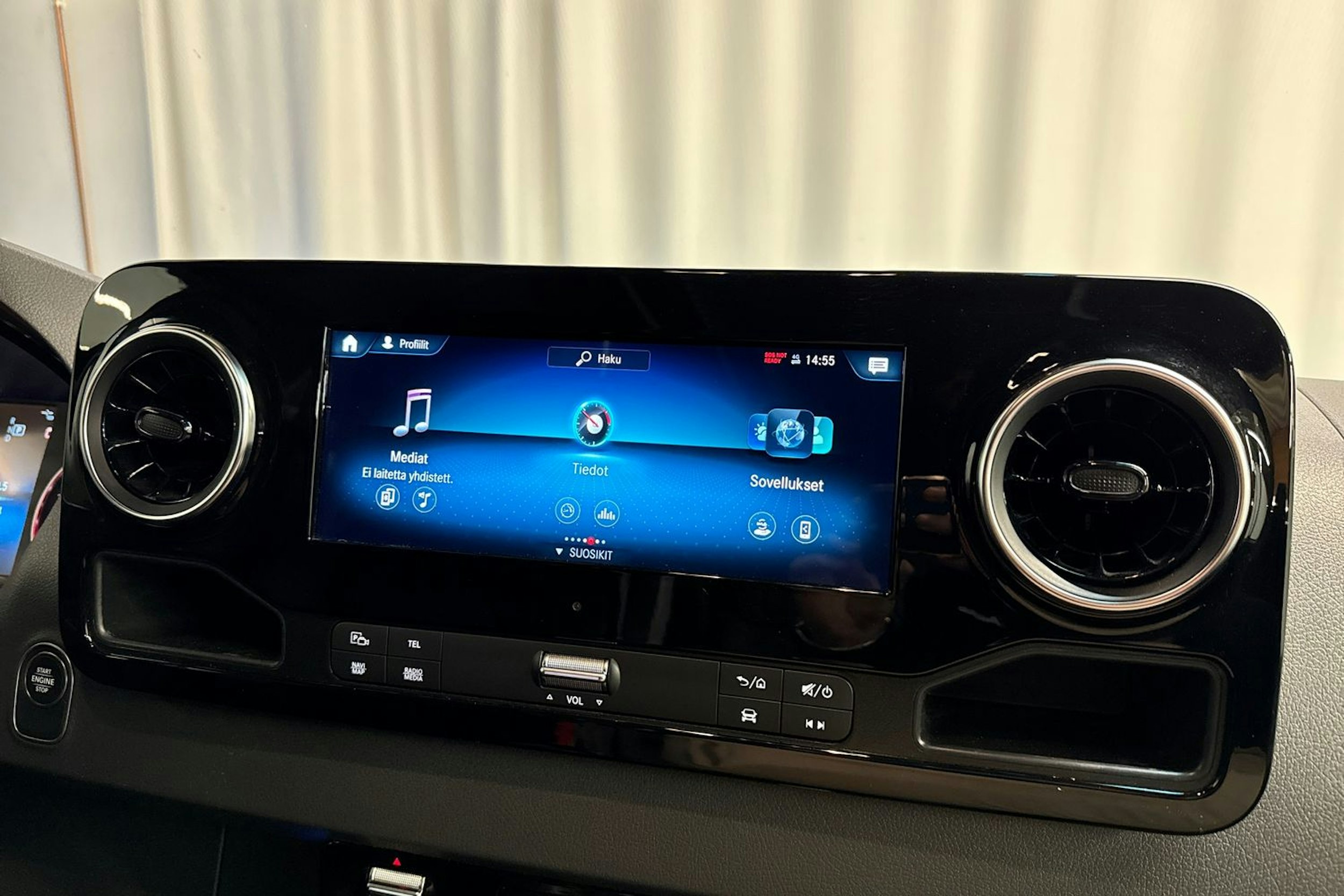 musta Mercedes-Benz Sprinter 2022 kuva 22.