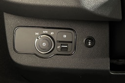 musta Mercedes-Benz Sprinter 2022 kuva 27.