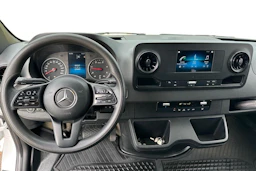 valkoinen Mercedes-Benz Sprinter 2022 kuva 7.