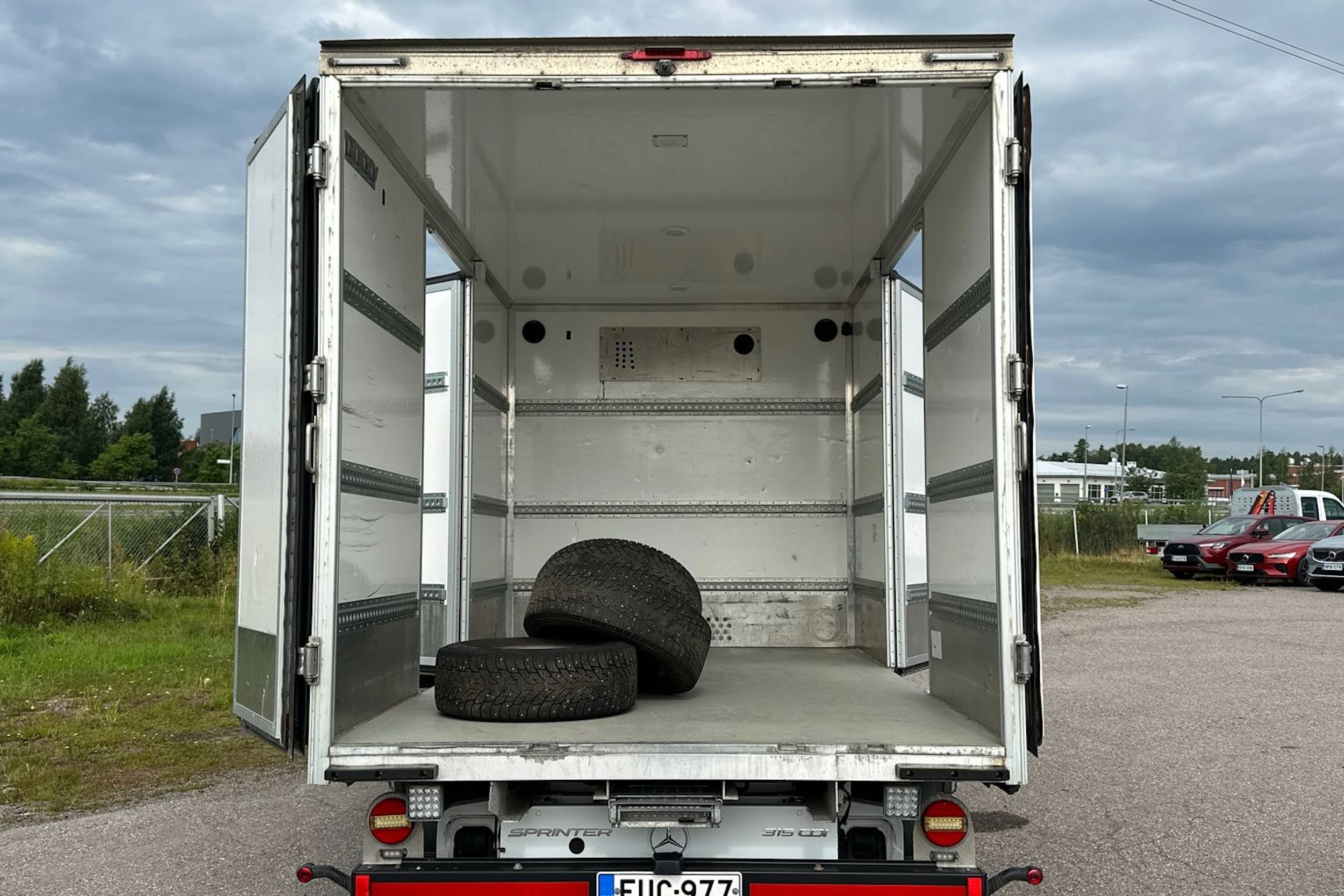 valkoinen Mercedes-Benz Sprinter 2022 kuva 10.