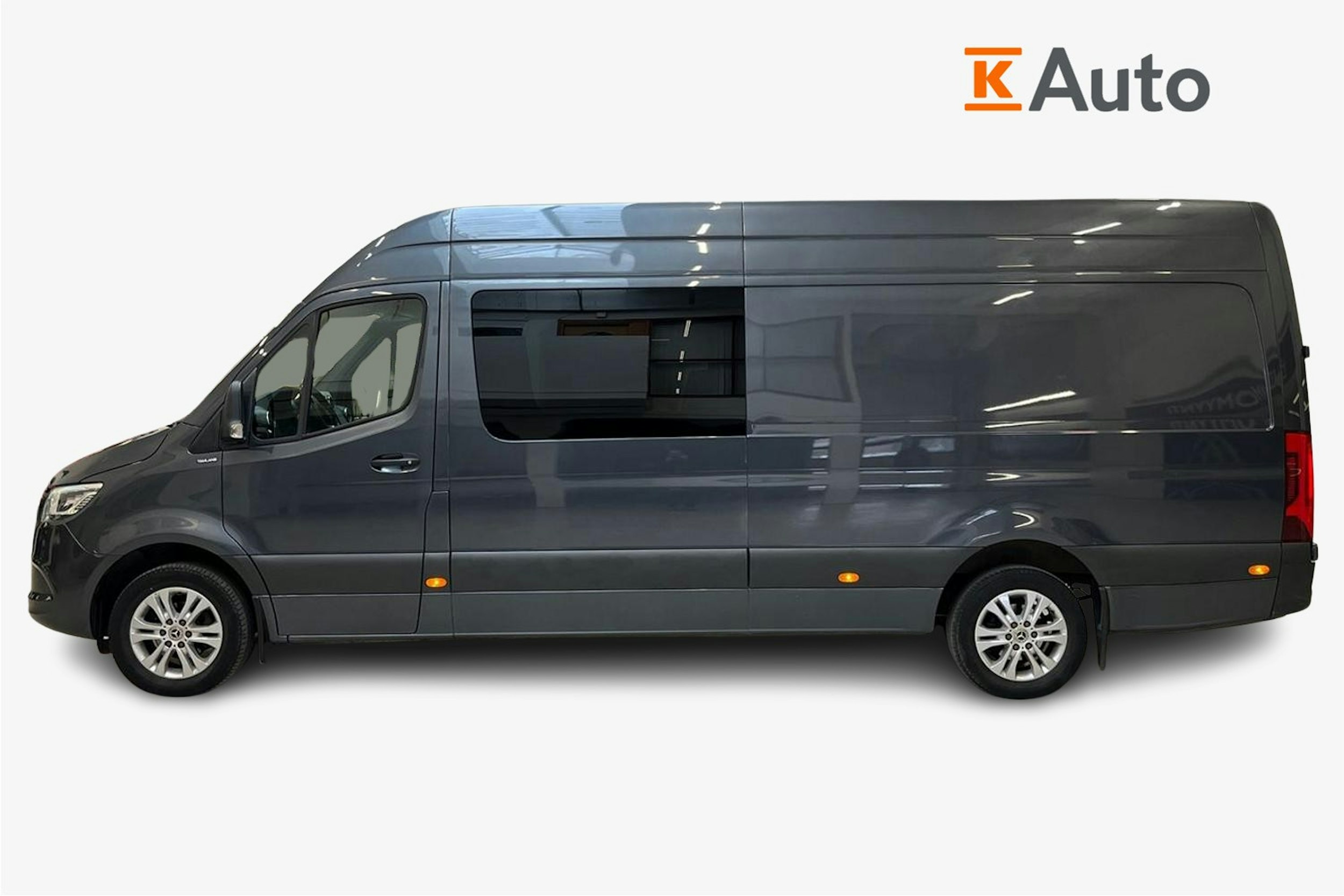musta Mercedes-Benz Sprinter 2022 kuva 5.