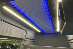 musta Mercedes-Benz Sprinter 2022 kuva 20.