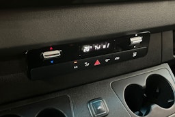 musta Mercedes-Benz Sprinter 2022 kuva 21.