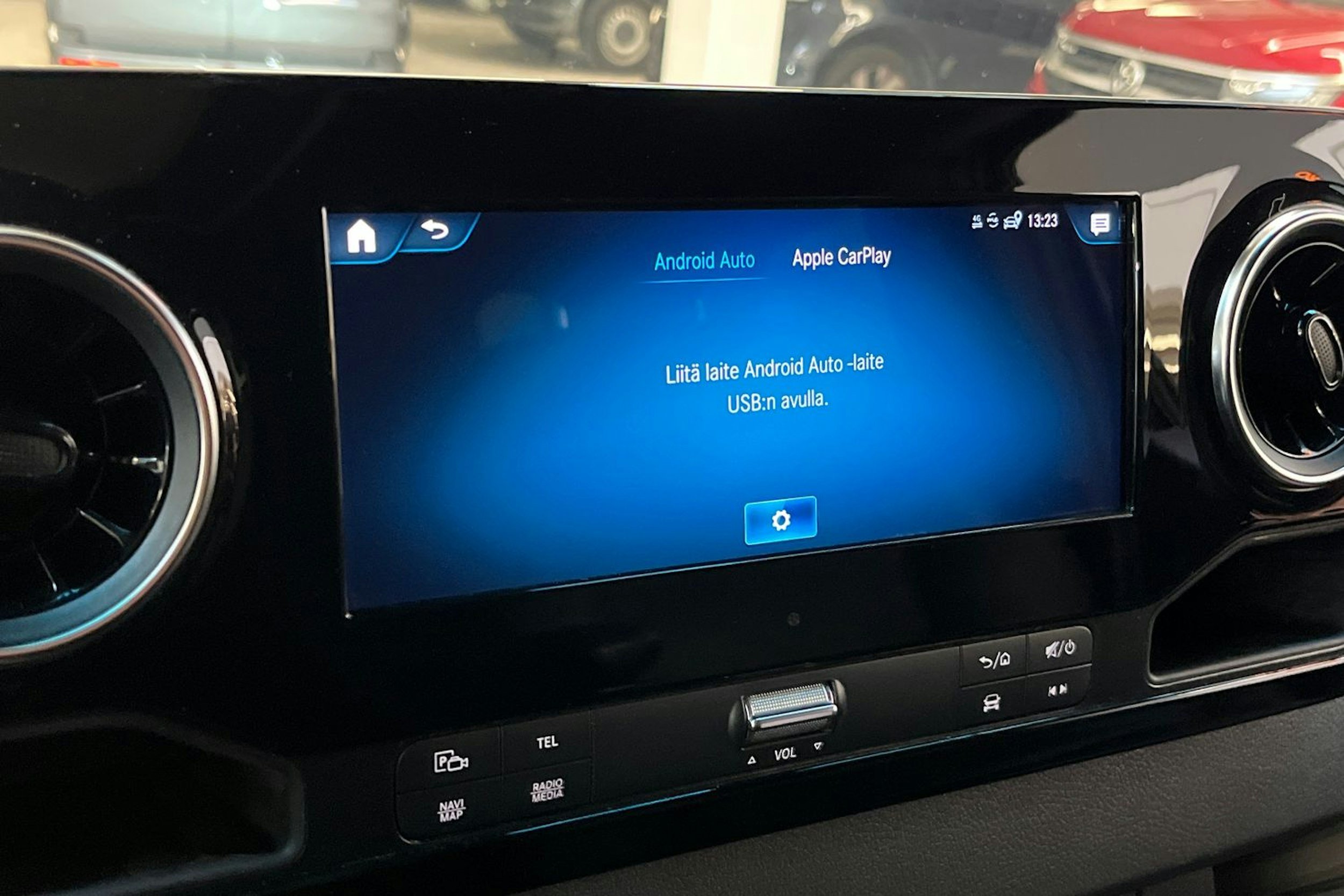 musta Mercedes-Benz Sprinter 2022 kuva 22.