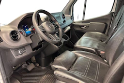 valkoinen Mercedes-Benz Sprinter 2022 kuva 3.